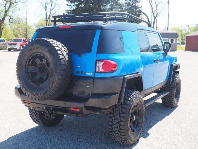 2007 Toyota FJ Cruiser 4dr SUV 4WD (4L V6 6M)